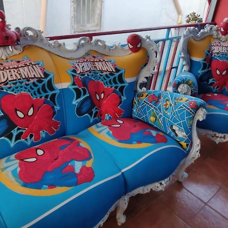 Hotel Spiderman House Catania Esterno foto