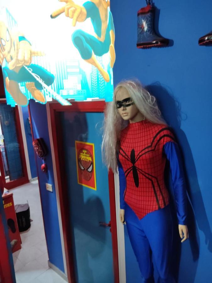 Hotel Spiderman House Catania Esterno foto