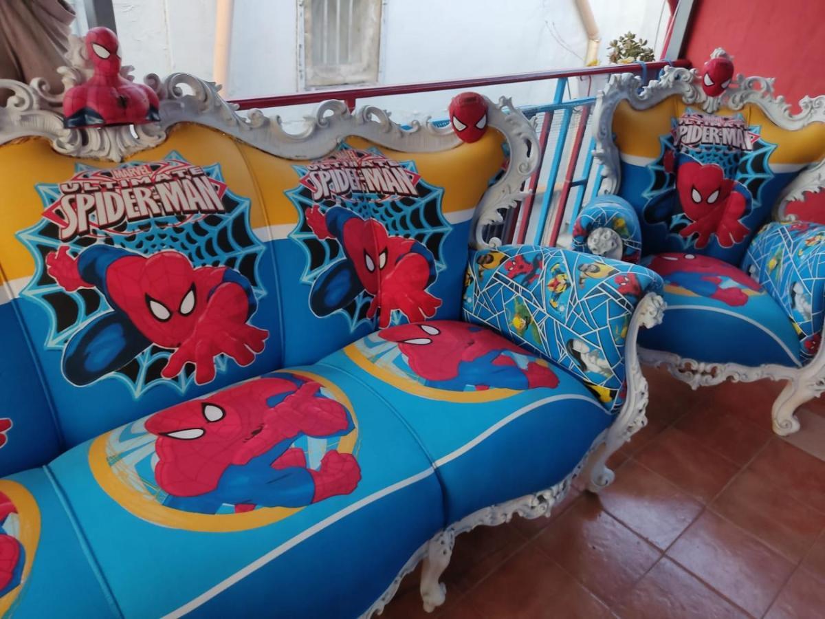 Hotel Spiderman House Catania Esterno foto