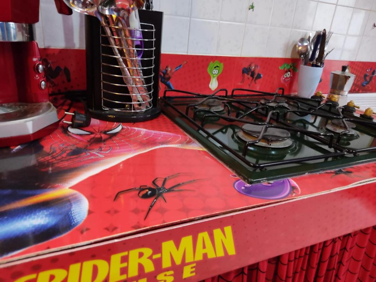 Hotel Spiderman House Catania Esterno foto