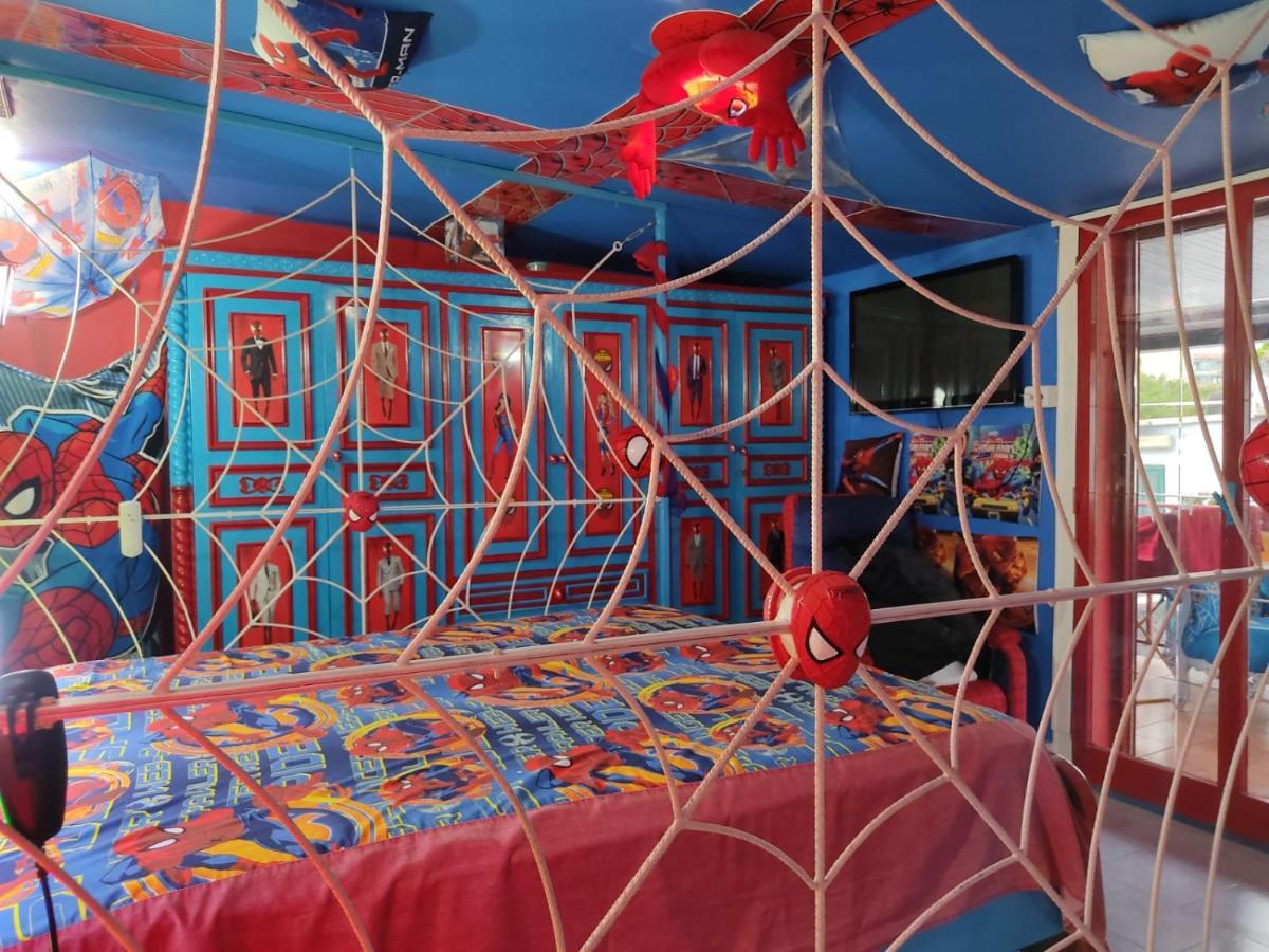 Hotel Spiderman House Catania Esterno foto