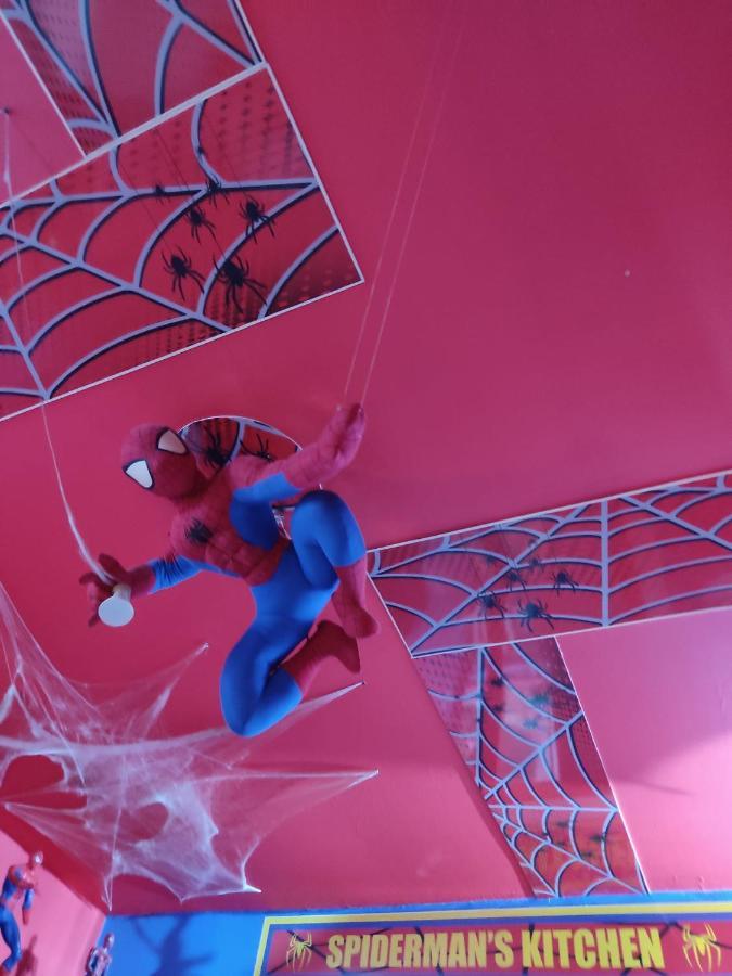 Hotel Spiderman House Catania Esterno foto