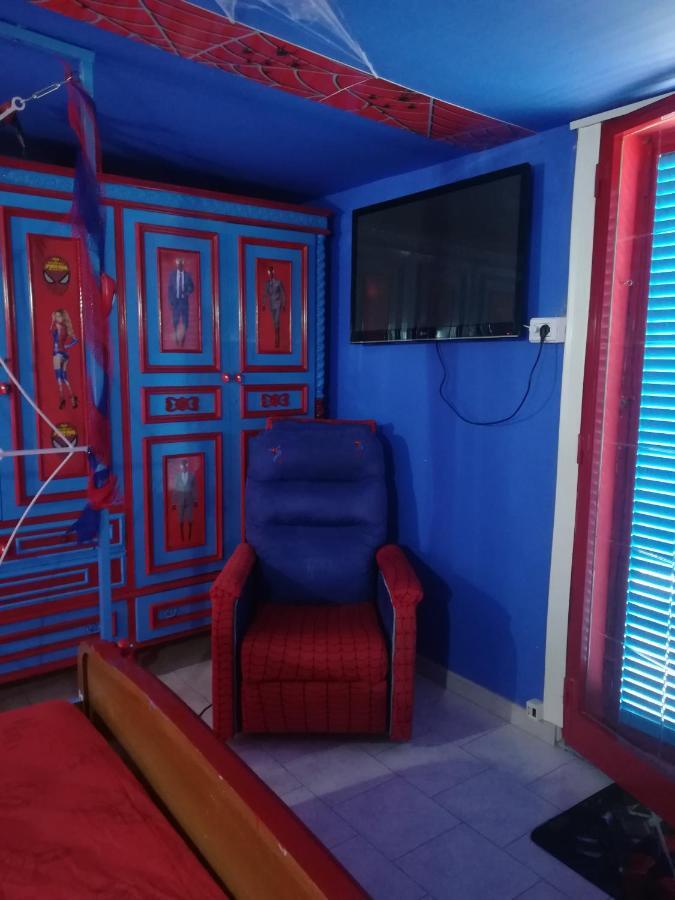 Hotel Spiderman House Catania Esterno foto